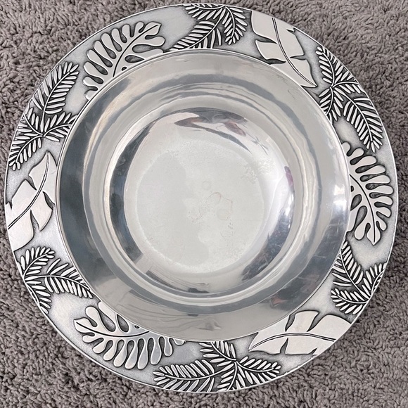 Wilton Armetale Tropical Garden Pewter Serving Bowl and Serving Fork & Spoon - Picture 9 of 16